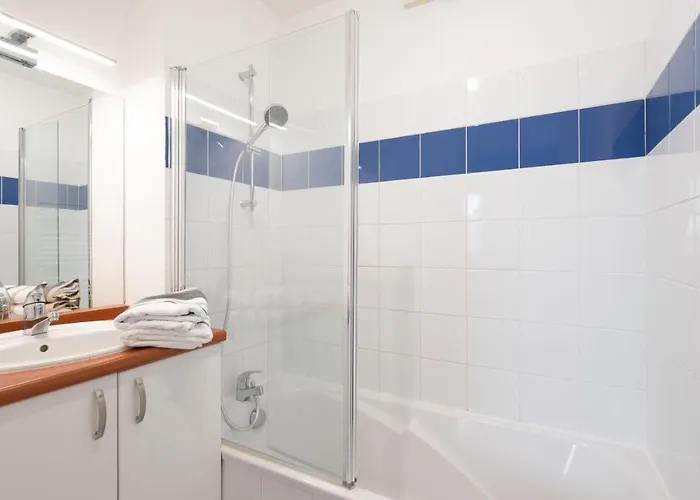 L'airbusien - Terrasse Et Parking - Airbus à Coté Colomiers